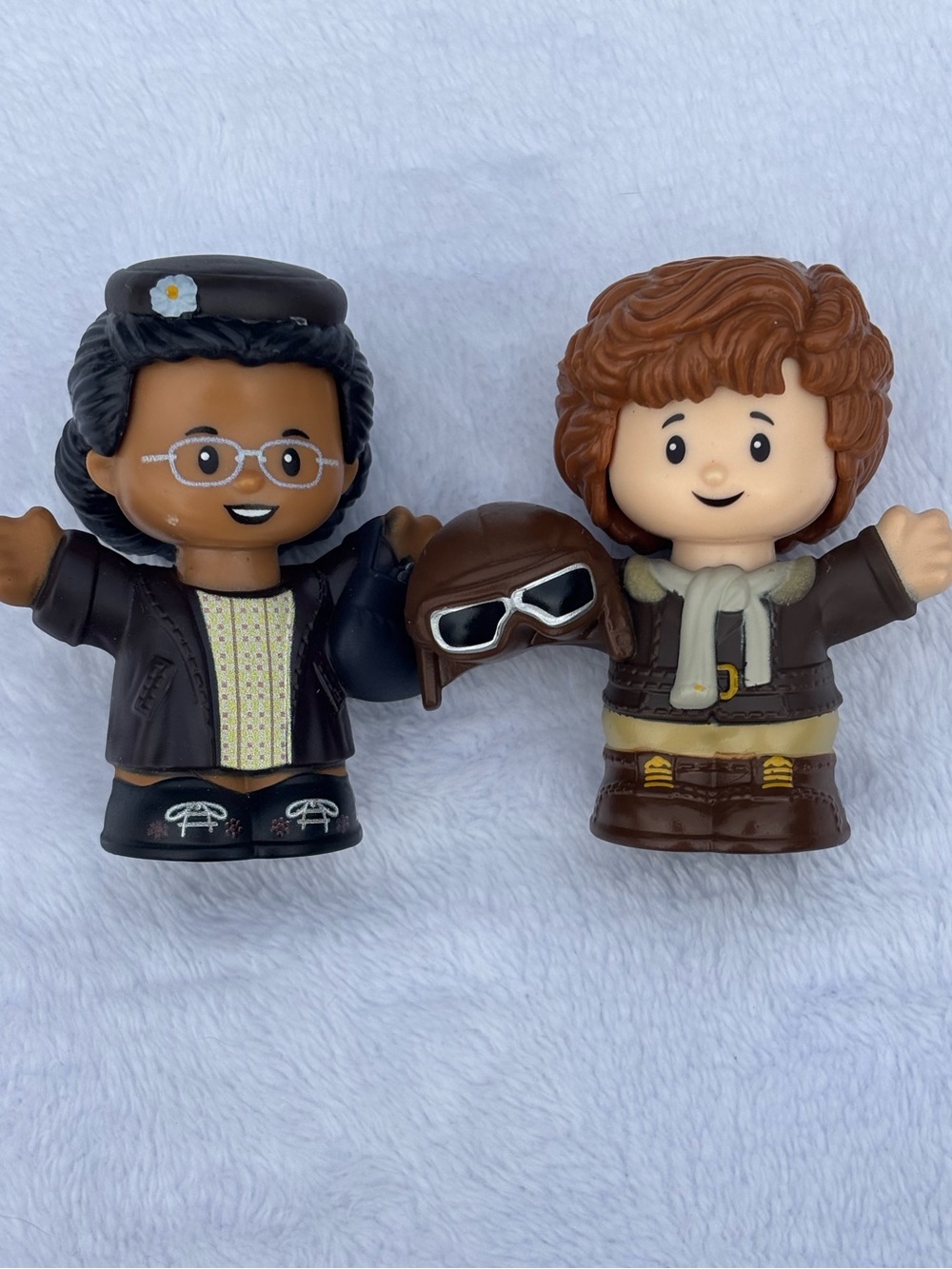 Little People remarkable women - Rosa Parks and Amelia Earhart